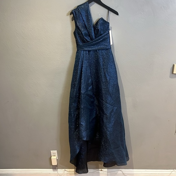 Theia Edith One-Shoulder High-Low Jacquard Gown - Picture 3 of 17